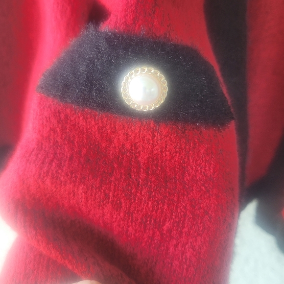 Adrienne Vittadini Red and Black Knit Cardigan - Picture 4 of 9